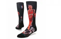 Les Suns rendent hommage à Steve Nash sur… leurs chaussettes