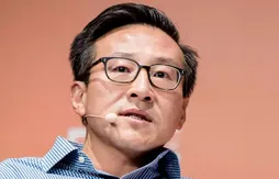 Avec un troisième président en trois ans, Joe Tsai vise le milliard en revenus annuels pour les Nets