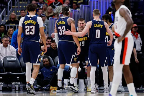 https://www.basketusa.com/thumbor/YiFMbybd5YRPcjzoKhuiEKYtNtE=/488x325/smart/filters:format(webp)/https%3A%2F%2Fmedia.basketusa.com%2Fmain%2F2026%2F05%2FUSATSI_28674109.jpg