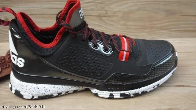 adidas-d-lillard-1-black-red-01