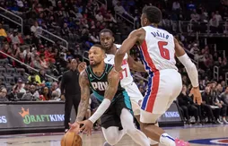 Damian Lillard voit triple à Detroit