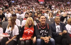 « Noirs, blancs, juifs, musulmans, chrétiens, sikhs… Tout le monde aime les Raptors ici ! »
