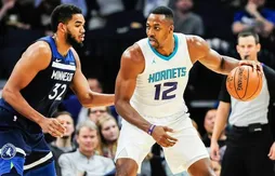 Nicolas Batum et Dwight Howard font craquer les Wolves