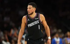 Devin Booker change de numéro