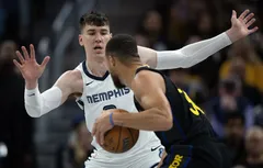 Les Warriors gèrent sans trembler des Grizzlies trop maladroits