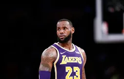 Interrogé sur ses propos sur Anthony Davis, LeBron James ironise…