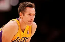 Steve Nash bosse enfin avec les Lakers