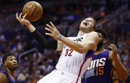 Chris Paul et Blake Griffin résistent à Devin Booker