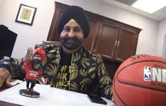 Rencontre avec Nav Bhatia, “superfan” le plus emblématique des Raptors