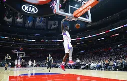 Les plus beaux dunks de la semaine : Lance Stephenson plane dans le derby de Los Angeles