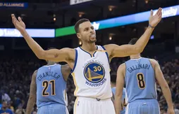 Le “Fab Four” des Warriors résiste à de surprenants Nuggets