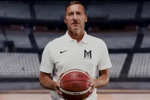 Francesco Totti, l’arme de Maxima Roma face à Luka Doncic