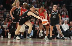 Carla Leite et le Fire éteignent Caitlin Clark