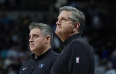 Chris Finch regrette que le contrat de Micah Nori ait éclipsé sa promotion