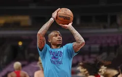Isaiah Thomas se montre pour son retour en G-League
