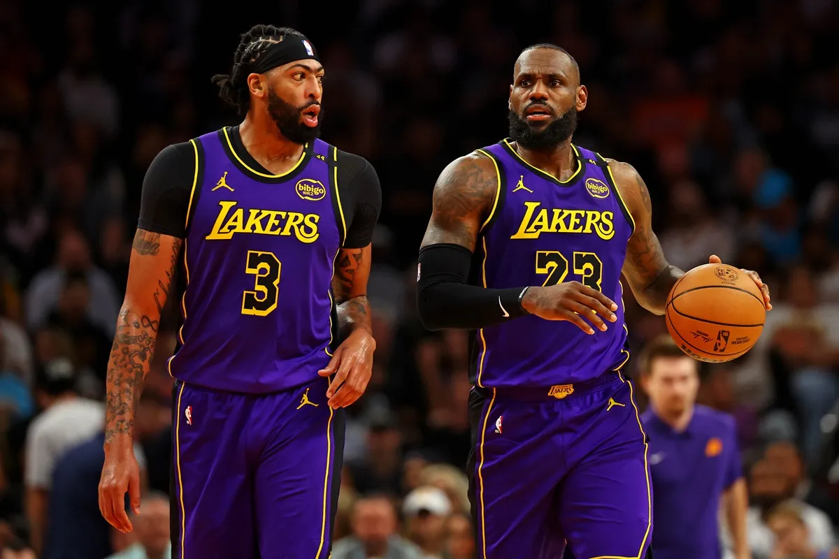 LeBron James et Anthony Davis
