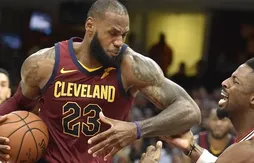 Cleveland – Chicago : meneur de jeu, LeBron James évite une catastrophe