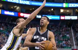 San Antonio bute sur la muraille Rudy Gobert