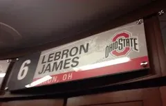 LeBron James : “Si j’avais été en NCAA, j’aurais joué pour Ohio State”