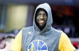 Draymond Green se fiche de prendre des fautes techniques