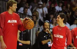 Dirk Nowitzki rend hommage à son ancien coéquipier et ami, Steve Nash
