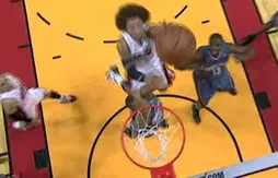 Top 10 de la nuit : Michael Beasley joue à saute-mouton sur Boris Diaw