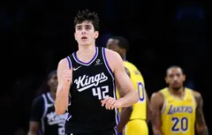 Le GM des Kings savoure au moins les progrès de Maxime Raynaud