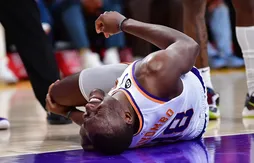 Les Suns perdent deux joueurs au pire moment