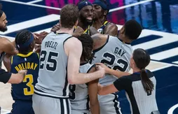 Grosse embrouille entre Patty Mills et JaKarr Sampson