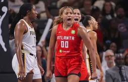 Naz Hillmon élue « Sixth Player of the Year »