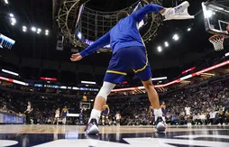 En bon troll, Stephen Curry prend volontairement une faute technique pour se moquer de l’arbitrage