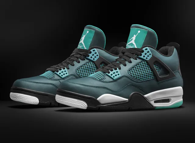 teal-jordan-4-2015-1