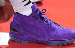 Des Nike Air Zoom Generation PE aux pieds, LeBron James se montre pour la première fois en Laker