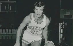 Décès de Johnny Egan (1939-2022), ancien joueur et coach des Rockets