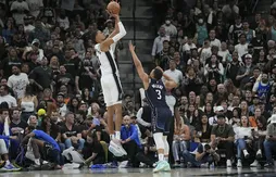 Malgré ses problèmes de fautes, Gregg Popovich a apprécié la maturité de Victor Wembanyama