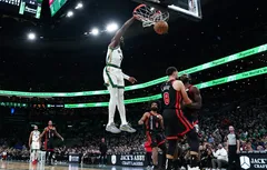 Les Celtics explosent les Bulls pour se qualifier en quart de finale