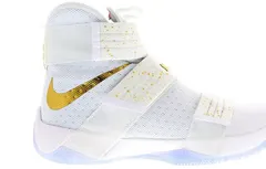 Nike remet sa virgule d’or à LeBron James, Kyrie Irving et Kevin Durant