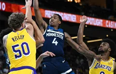 Pour ses débuts, Rob Dillingham brille face à Bronny James