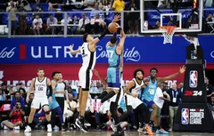 Zach Collins impatient de voir Victor Wembanyama changer la défense des Spurs