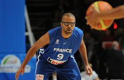 Interview Tony Parker : “en Bleu jusqu’en 2016 pour ramener une médaille de Rio”