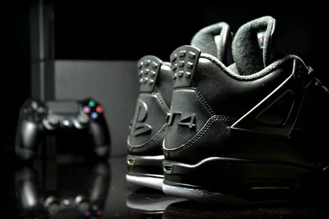 air-jordan-iv-4-playstation-freakersneaks-03