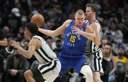 Gregg Popovich compare Nikola Jokic à “un Larry Bird de 2m13”