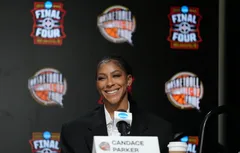 Candace Parker fière d’entrer au Hall of Fame avec son idole