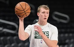 AJ Green reste aux Bucks