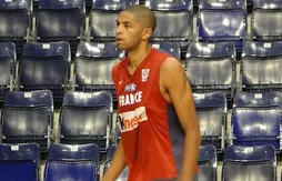 Grâce à un super Batum, la France se sort du piège canadien