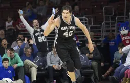 Les Pistons offrent 21 millions sur trois ans à Boban Marjanovic