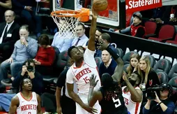 Les Rockets saluent les grosses performances de Clint Capela au rebond