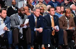 Un assistant des Sixers part en NCAA