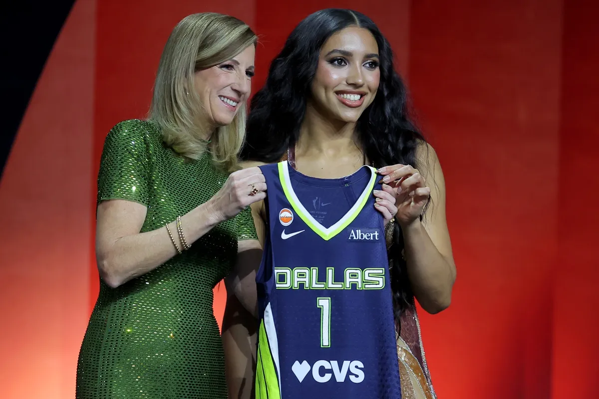 Azzi Fudd, sélectionné 1er choix de la Draft WNBA 2026 par les Dallas Wings