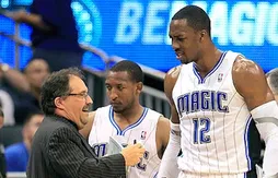 New York enfonce Dwight Howard